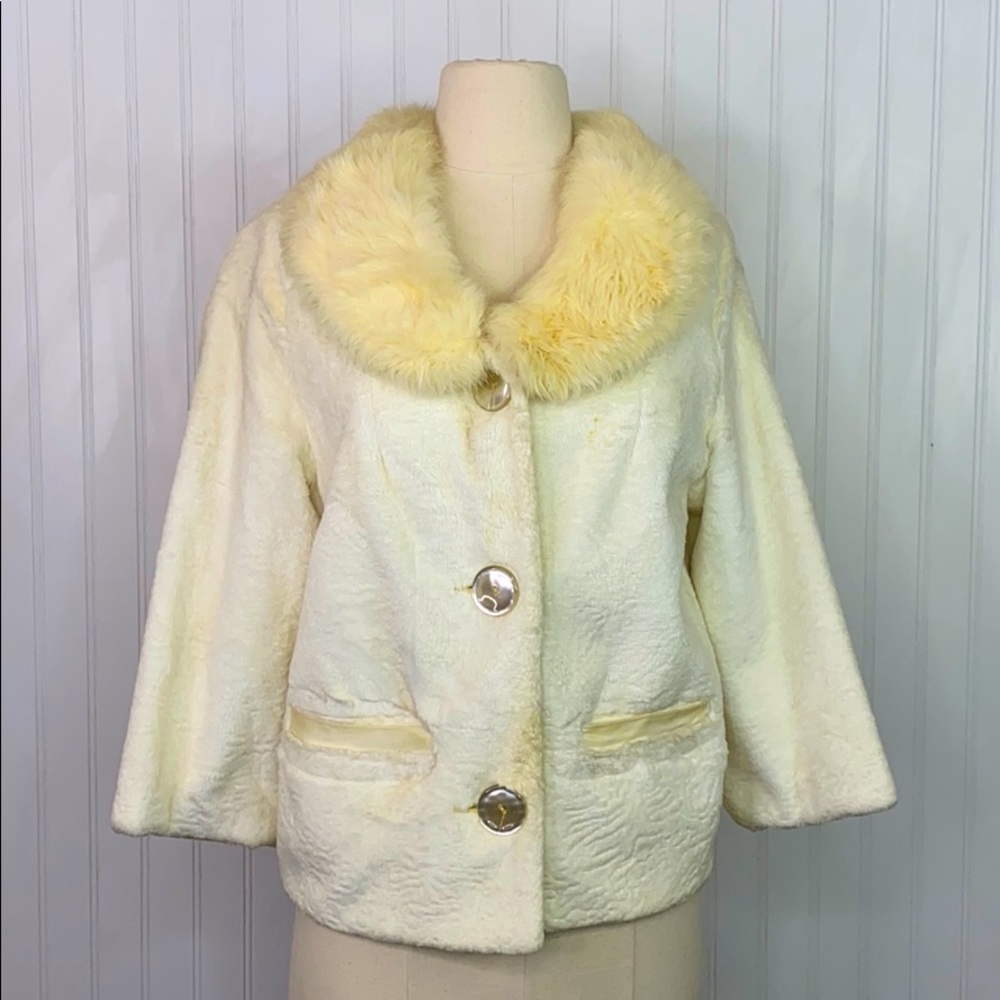 VINTAGE: Fur Collar Cropped Wool Coat
